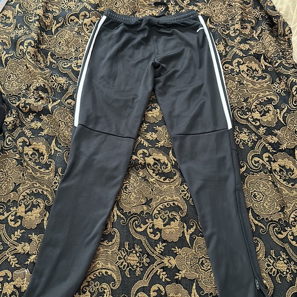 Adidas side white stripe wet dry track pant / jogger size XS - used once - Picture 5 of 11